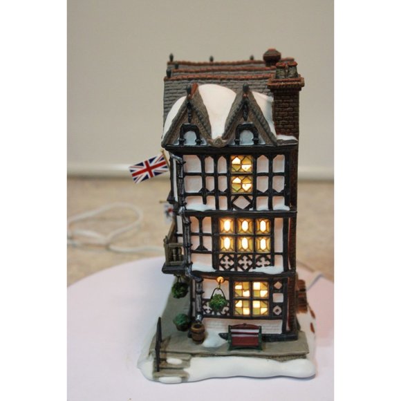 Dept 56 Dickens Village - The Timbers Motel - Picture 8 of 8
